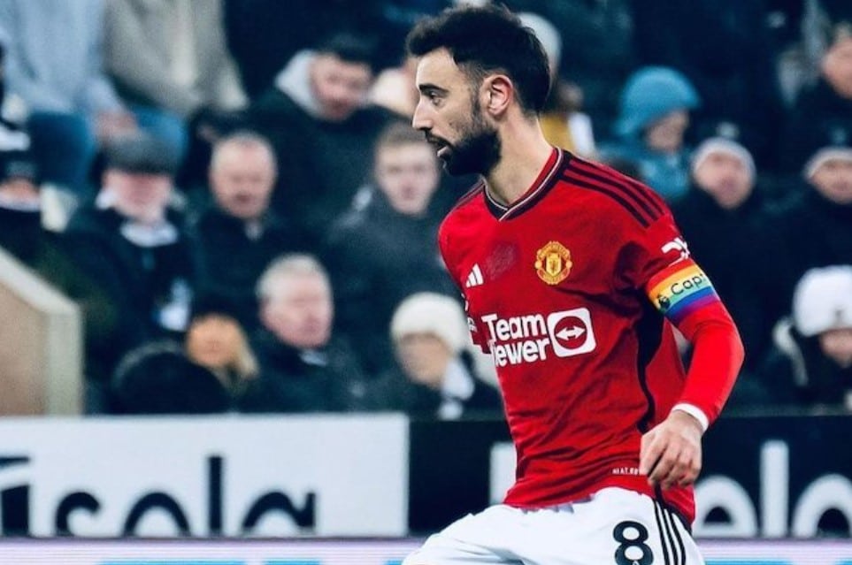Premier League 2023/2024: Cầu thủ Manchester United, Bruno Fernandes 