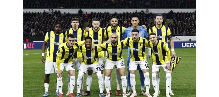 Soi kèo trận Fenerbahce vs Benfica lúc 02h00 ngày 21/08/2025